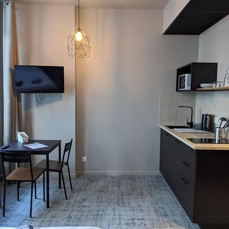 Le 12 Wifi Cosy Parking 3 Daire Saint-Etienne  Dış mekan fotoğraf
